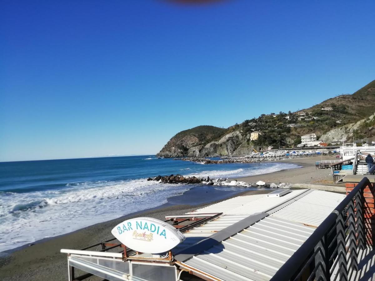 Delizioso Attico Con Ampio Terrazzo E Garage A Due Passi Dal Mare E Dalle Cinqueterre Lt-0485 莱万托 外观 照片