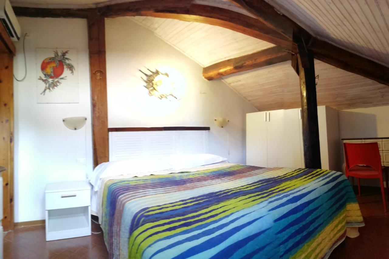 Delizioso Attico Con Ampio Terrazzo E Garage A Due Passi Dal Mare E Dalle Cinqueterre Lt-0485 莱万托 外观 照片