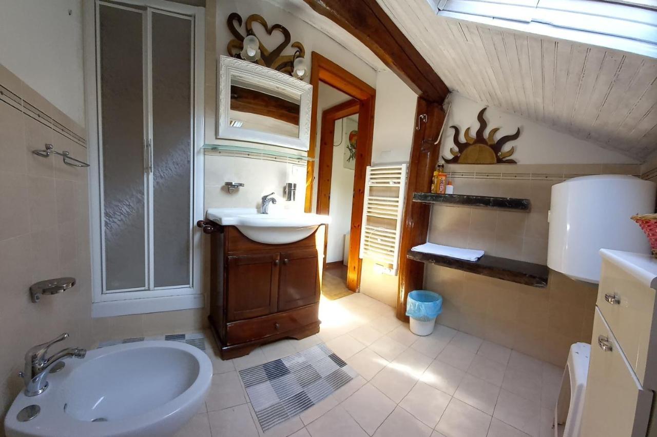 Delizioso Attico Con Ampio Terrazzo E Garage A Due Passi Dal Mare E Dalle Cinqueterre Lt-0485 莱万托 外观 照片