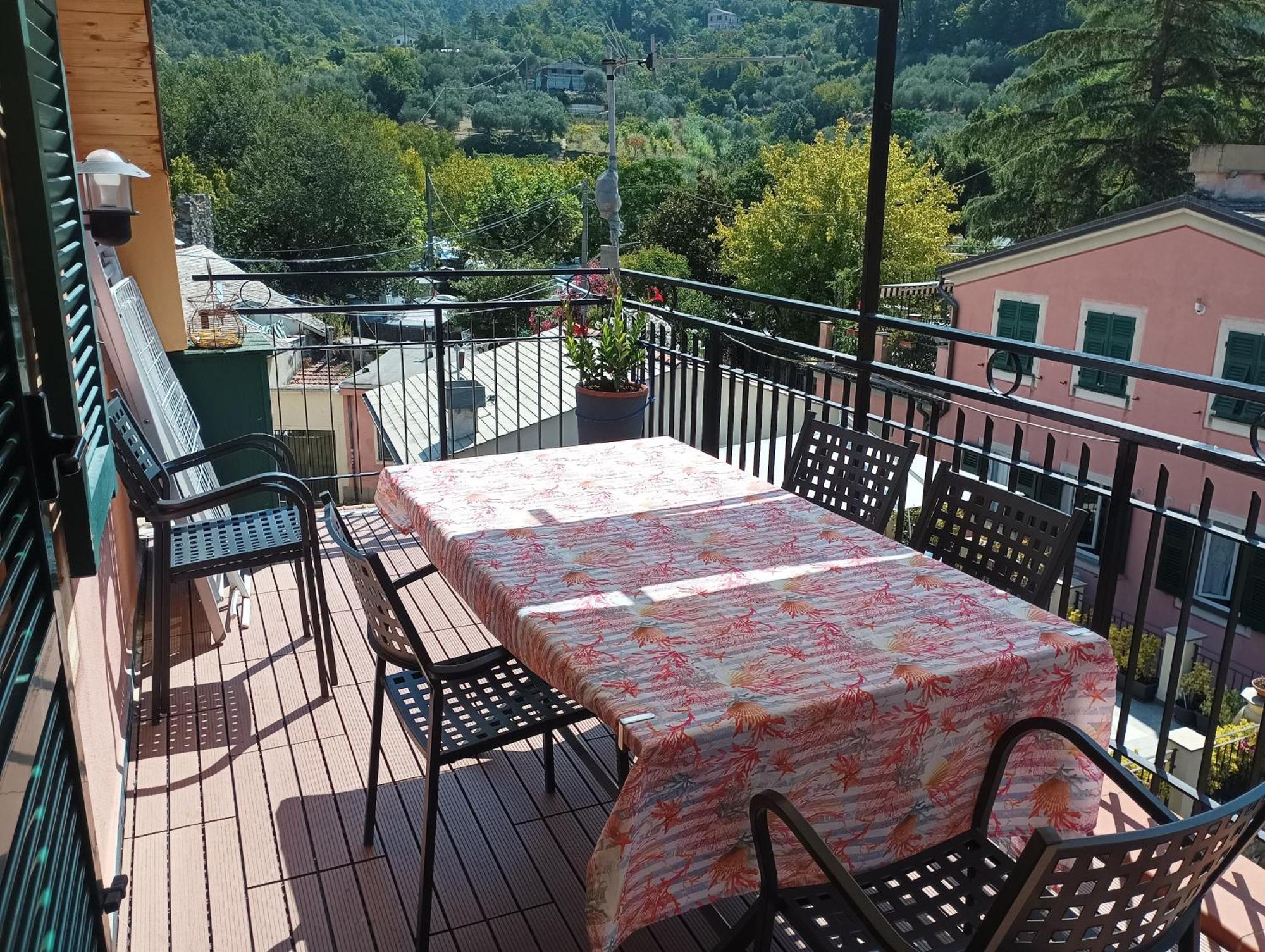 Delizioso Attico Con Ampio Terrazzo E Garage A Due Passi Dal Mare E Dalle Cinqueterre Lt-0485 莱万托 外观 照片