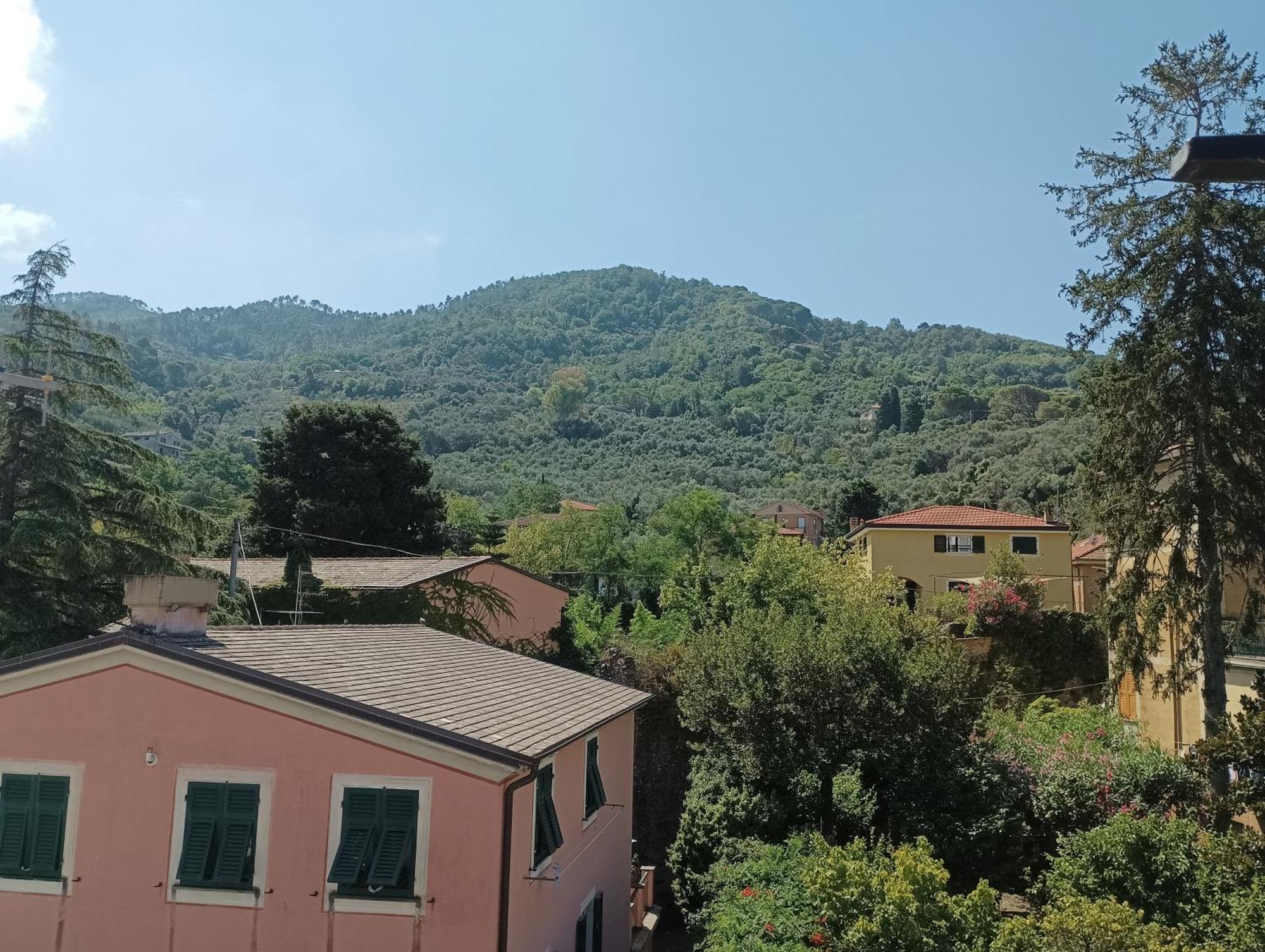 Delizioso Attico Con Ampio Terrazzo E Garage A Due Passi Dal Mare E Dalle Cinqueterre Lt-0485 莱万托 外观 照片